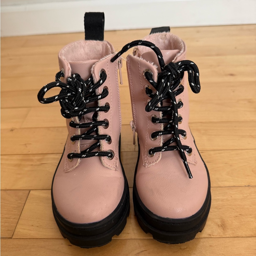 Stylish Pink Lace-Up Boots - Picture 2 of 9